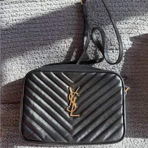 Saint Laurent Elegant Black Crossbody Bag